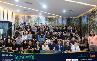 hack-it! Hackathon participants posing for a group photo at SpringboardLabs’ inaugural event.
